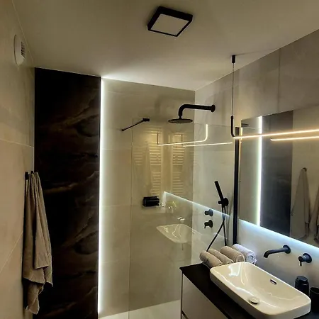Appartement Graniczna 2 *